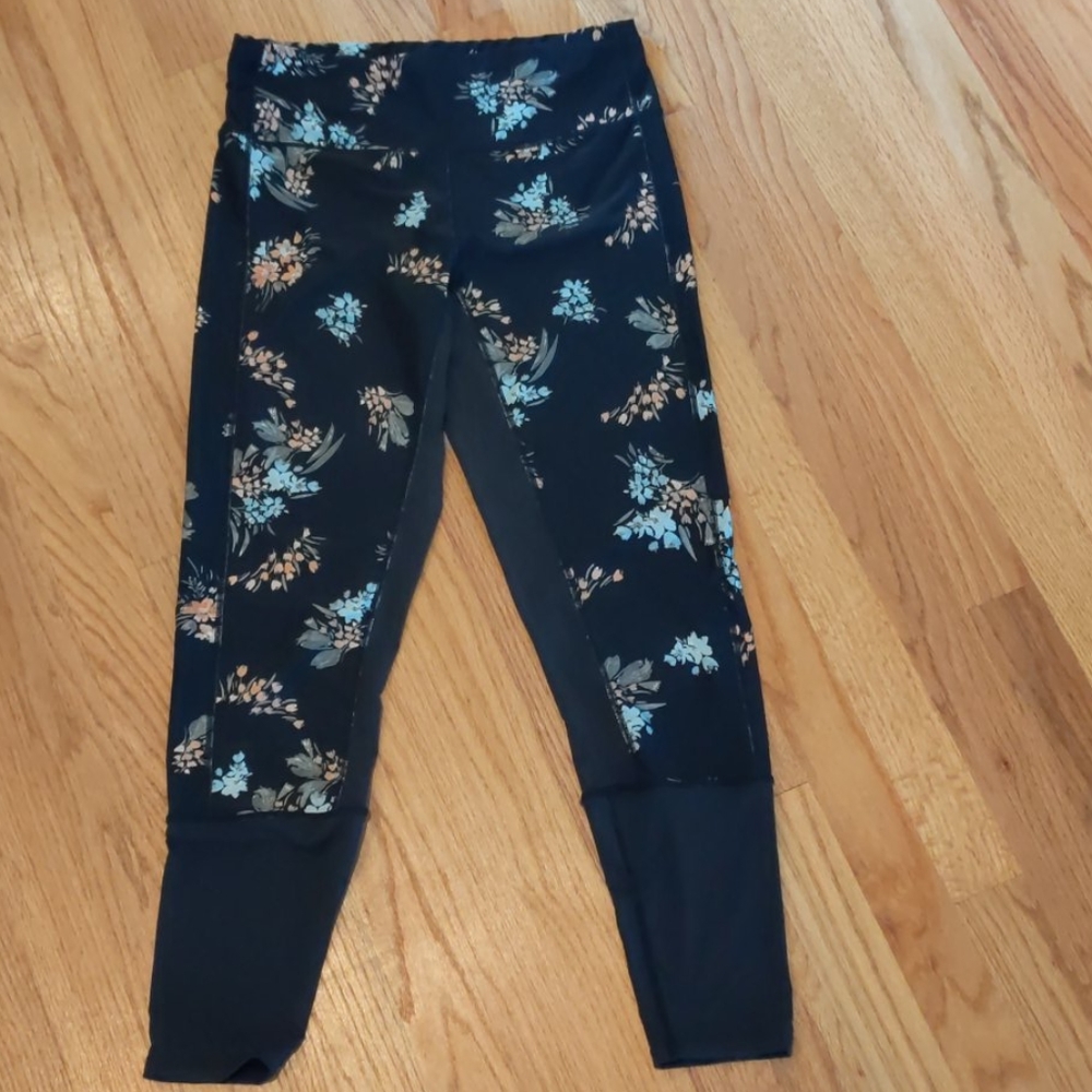 Carve Designs Tights